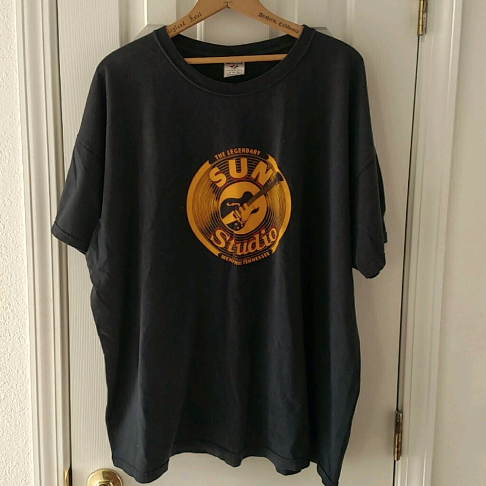 Men or Woman's Tee Shirt / Vintage